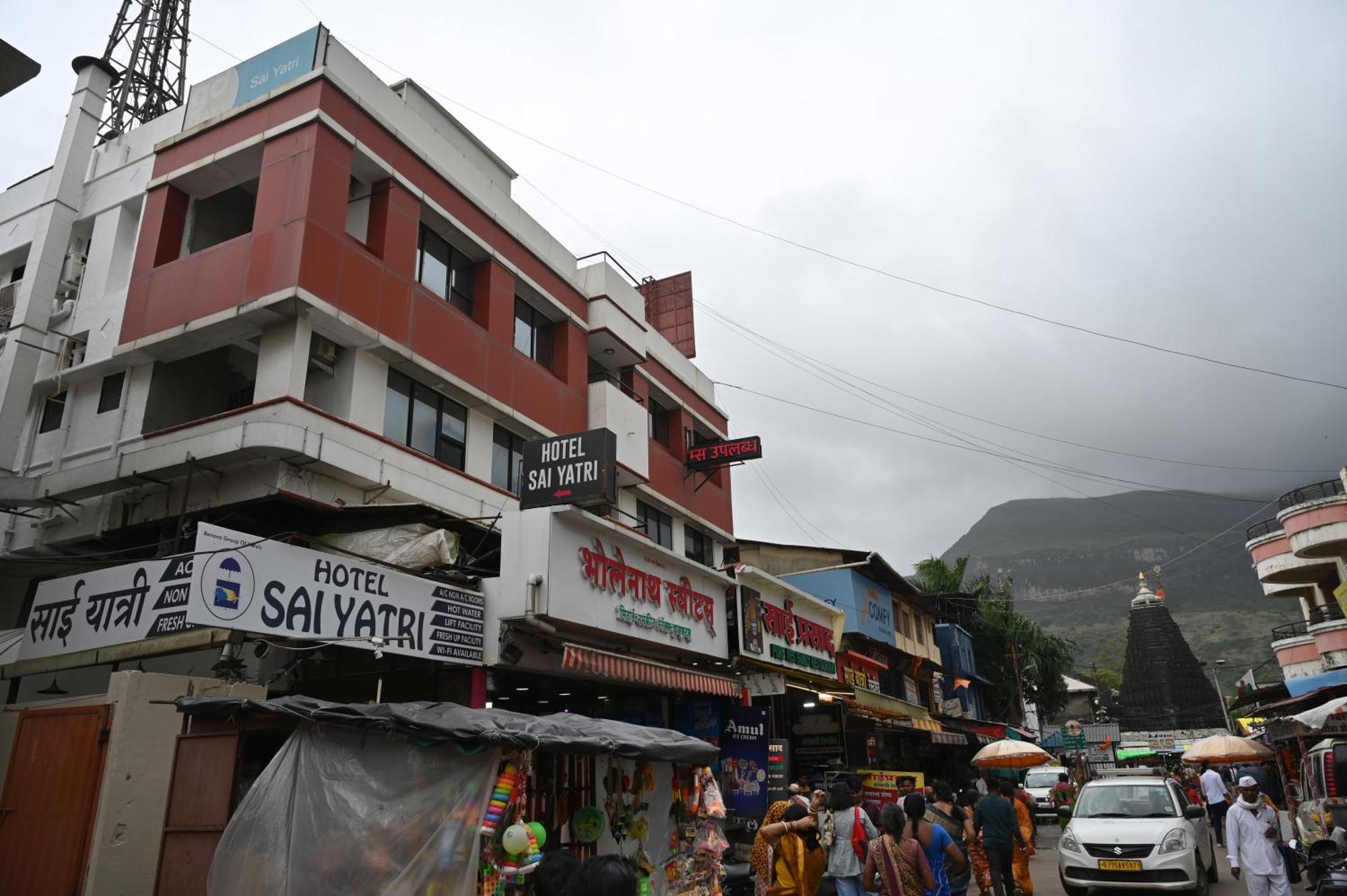 Hotel Sai Yatri Trimbak Bagian luar foto