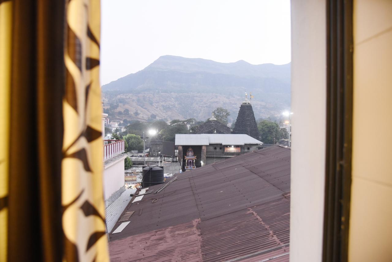 Hotel Sai Yatri Trimbak Bagian luar foto