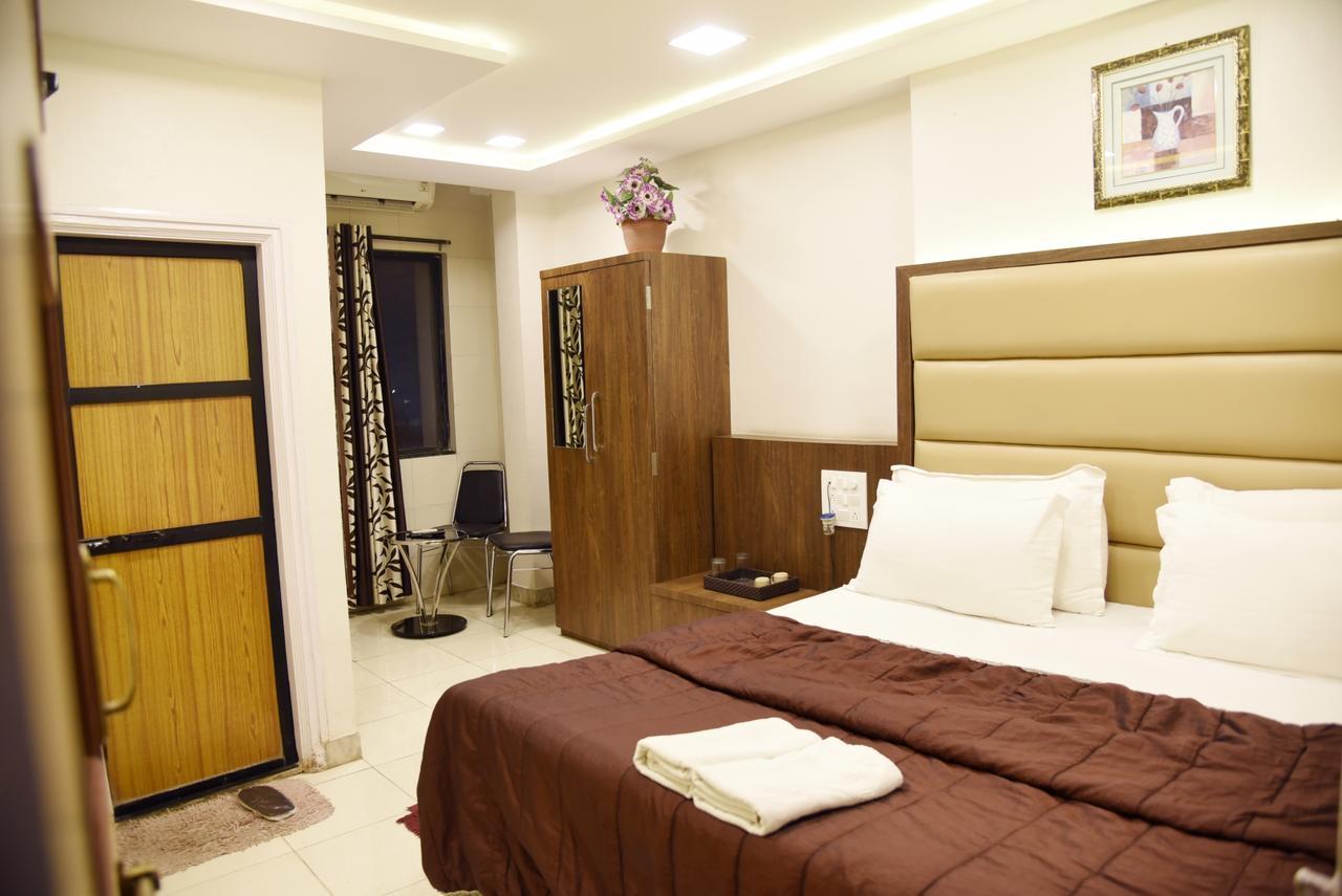 Hotel Sai Yatri Trimbak Bagian luar foto